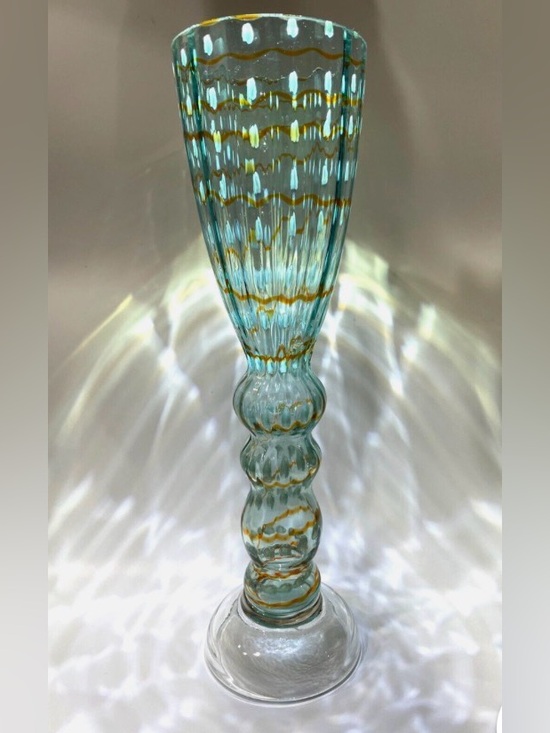 Studio Glass Other - 🌸 EUC Studio Glass Collection
Verre Artisanal Vase 15.5"
Ribbed Aqua Glass Vase